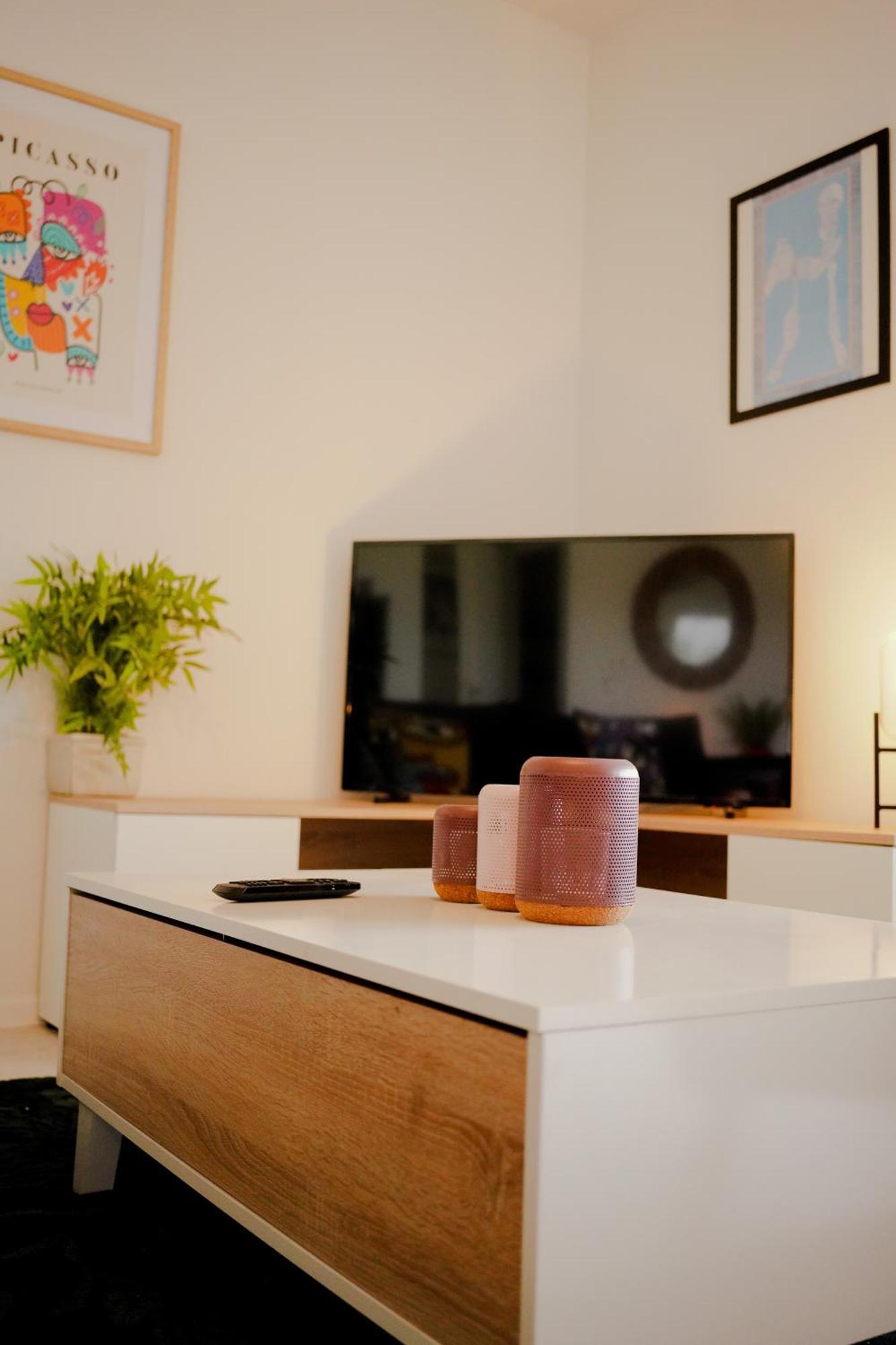 Apartment Lumineux Proche